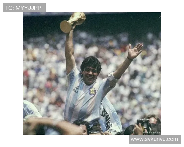 足球明星穿过30岁后依然闪耀的传奇时刻与成就解析